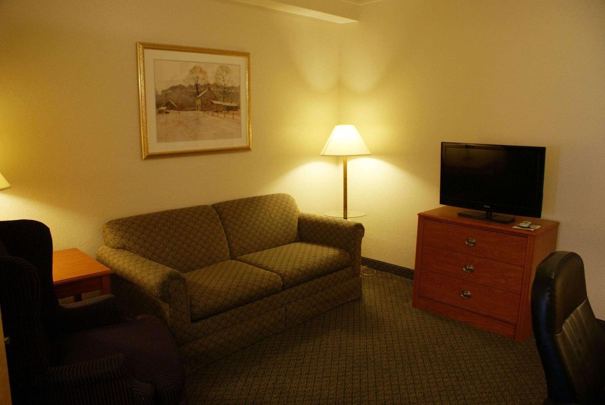 Country Inn & Suites By Radisson, Lansing, Mi Buitenkant foto