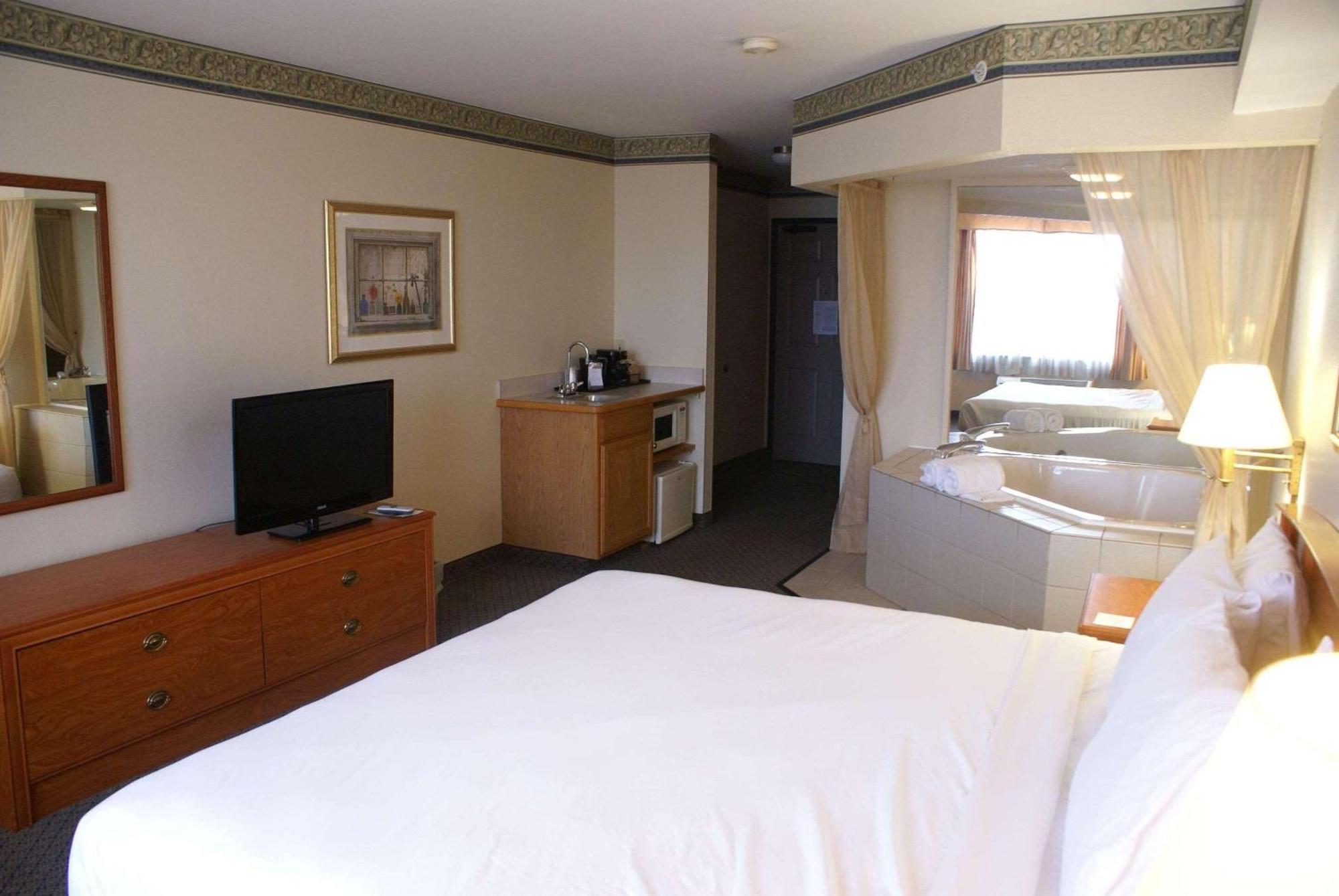 Country Inn & Suites By Radisson, Lansing, Mi Buitenkant foto